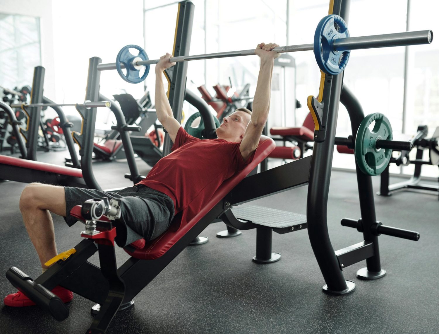 GYM AND FITNESS CENTRE CLEANING GYM AND FITNESS CENTRE CLEANING